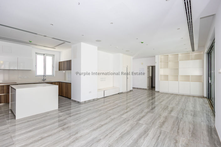 Image No.2-5 Bed Villa for sale