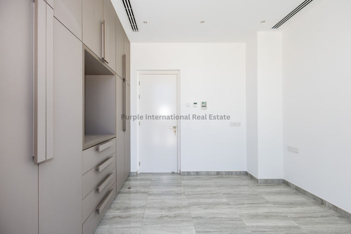 Image No.20-5 Bed Villa for sale