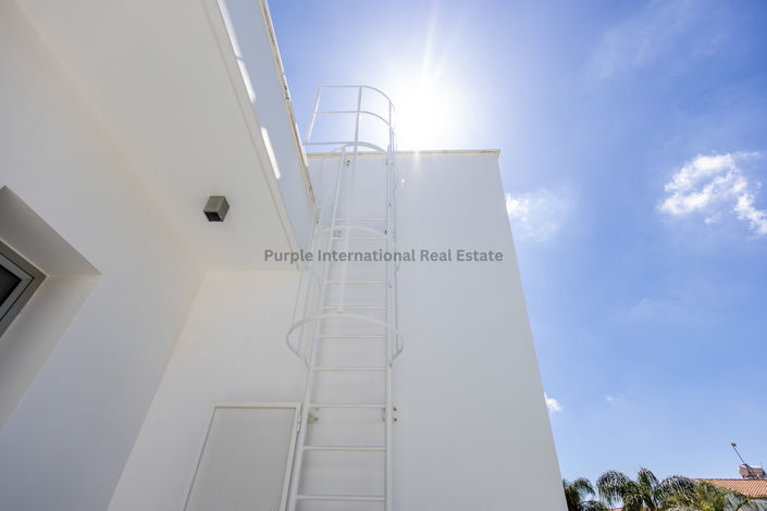 Image No.23-5 Bed Villa for sale