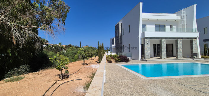 Image No.28-5 Bed Villa for sale