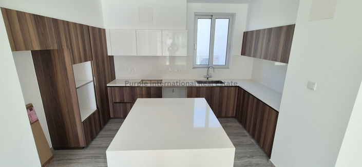 Image No.5-5 Bed Villa for sale