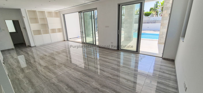 Image No.7-5 Bed Villa for sale