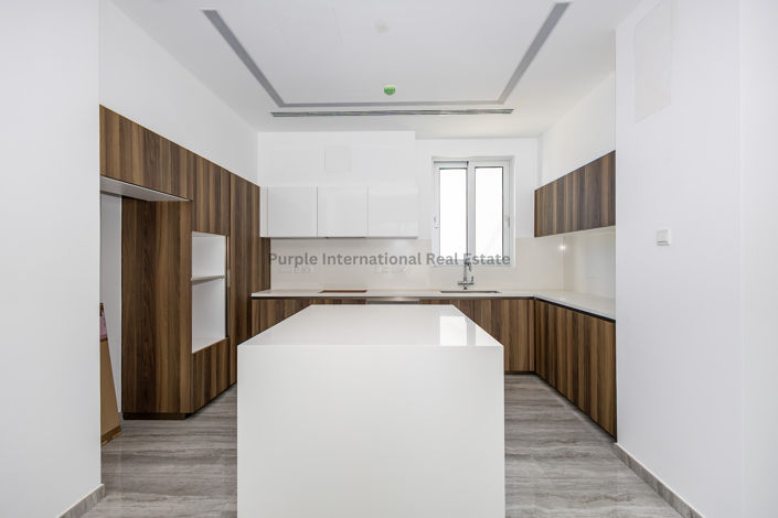 Image No.9-5 Bed Villa for sale