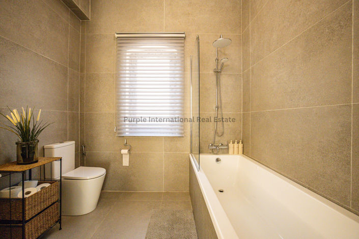 Image No.13-7 Bed Villa for sale