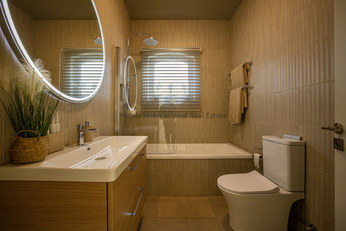 Image No.30-7 Bed Villa for sale