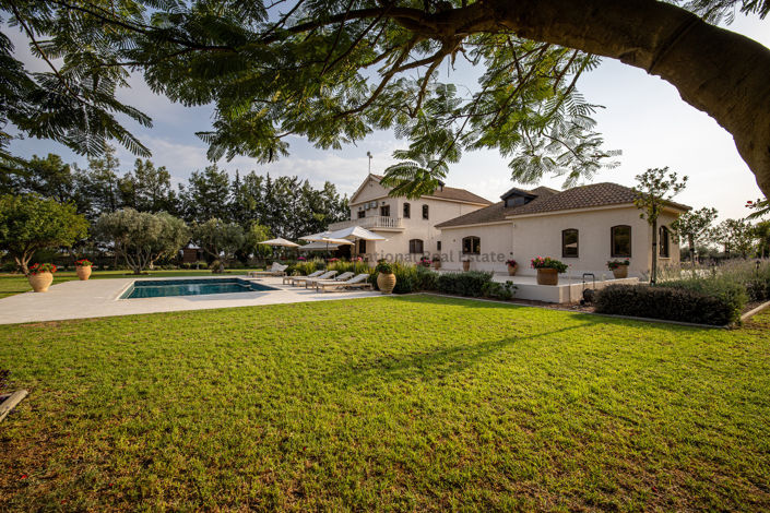 Image No.35-7 Bed Villa for sale