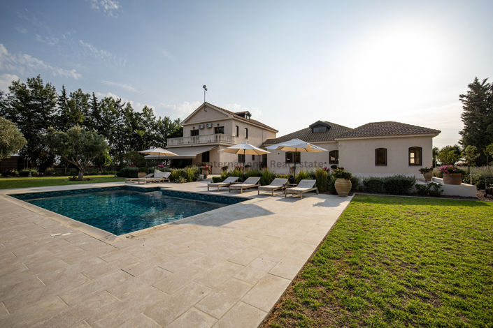 Image No.49-7 Bed Villa for sale