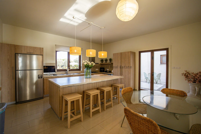 Image No.5-7 Bed Villa for sale