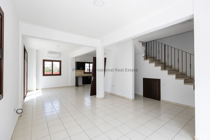 Image No.2-3 Bed Villa for sale