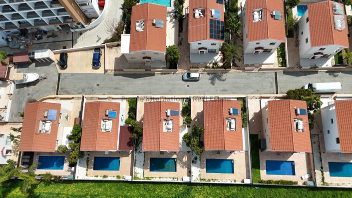 Image No.25-3 Bed Villa for sale