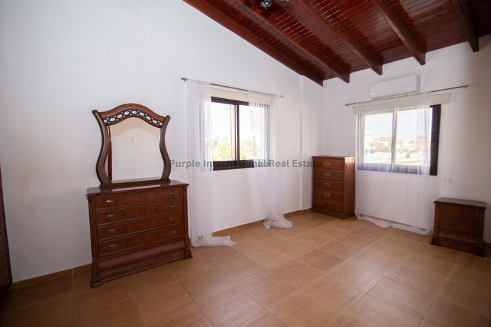 Image No.5-3 Bed Villa for sale