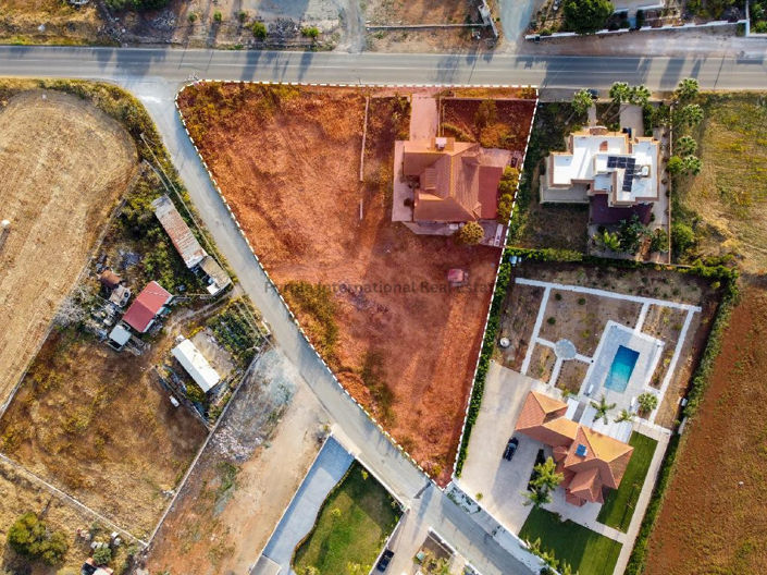 Image No.9-Maison de 4 chambres à vendre à Xylophaghou