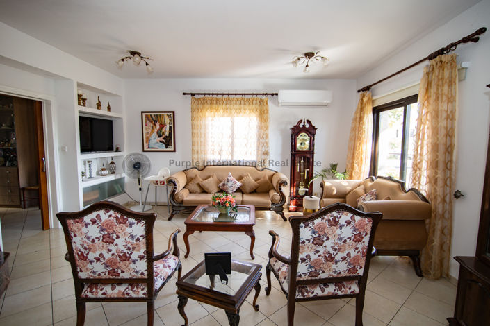 Image No.10-3 Bed Villa for sale