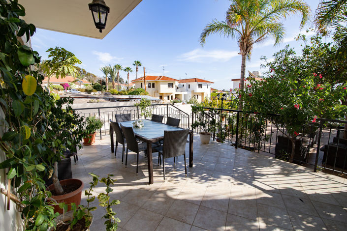 Image No.8-3 Bed Villa for sale