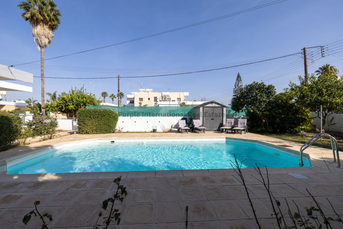 Image No.30-3 Bed Bungalow for sale