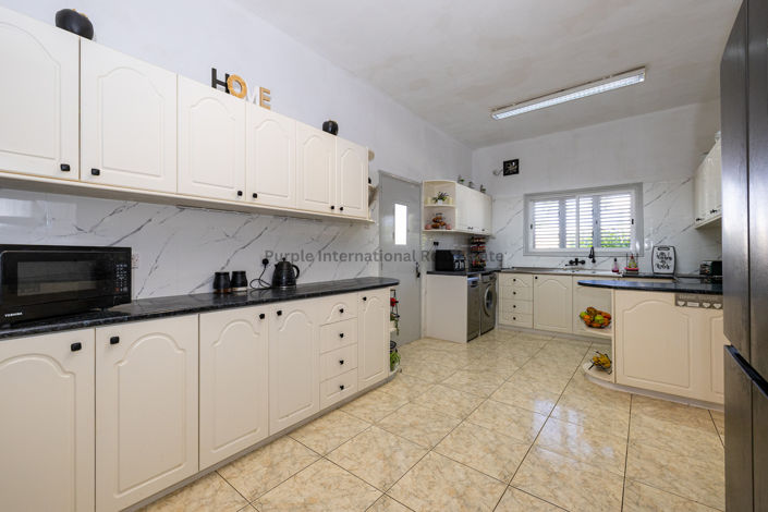 Image No.8-3 Bed Bungalow for sale