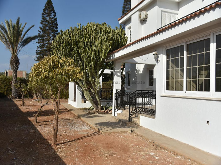Image No.4-4 Bed Villa for sale