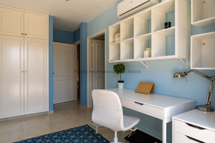 Image No.30-8 Bed Villa for sale