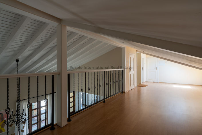 Image No.38-8 Bed Villa for sale