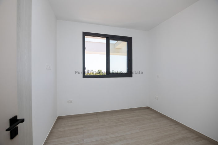 Image No.18-5 Bed Villa for sale