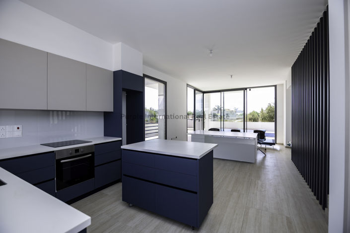 Image No.2-5 Bed Villa for sale