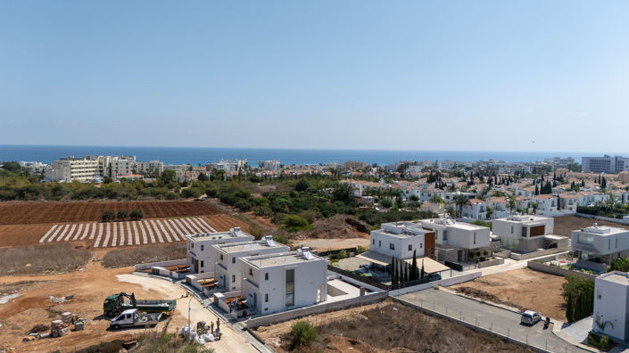 Image No.3-5 Bed Villa for sale