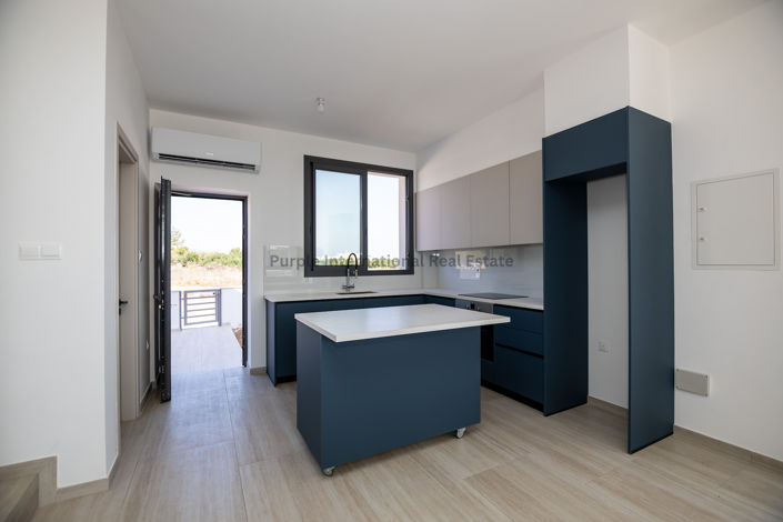 Image No.5-5 Bed Villa for sale