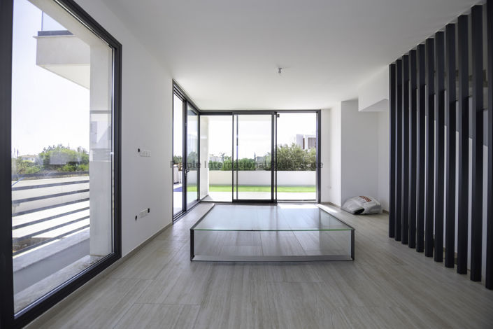 Image No.6-5 Bed Villa for sale