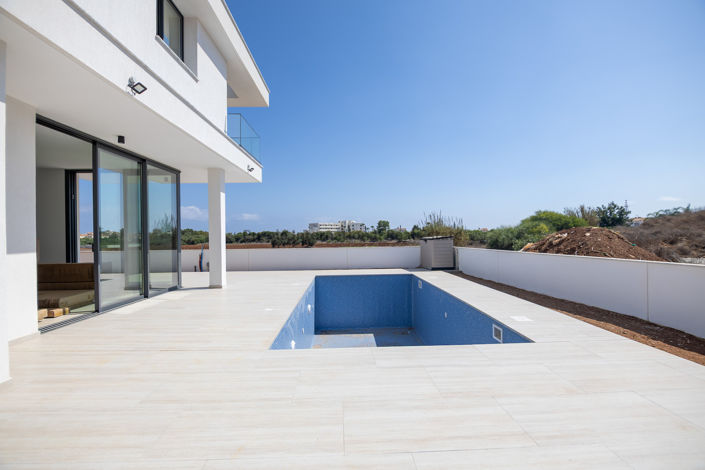 Image No.9-5 Bed Villa for sale