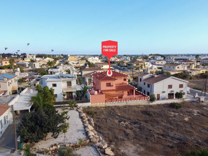 Image No.3-Maison de 4 chambres à vendre à Frenaros