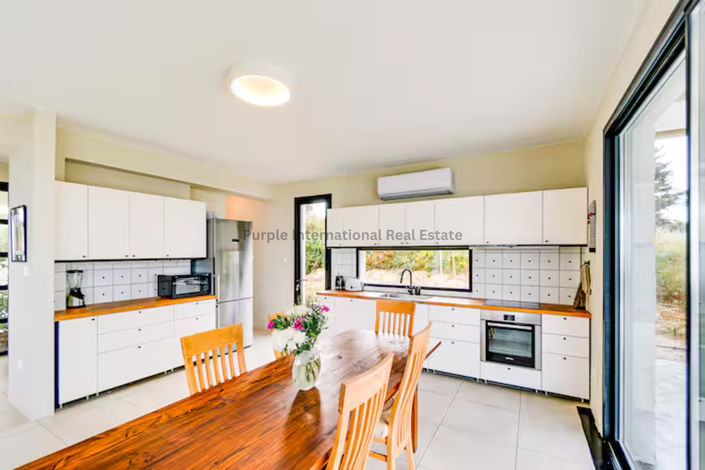 Image No.10-5 Bed Villa for sale