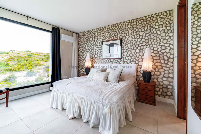 Image No.10-5 Bed Villa for sale