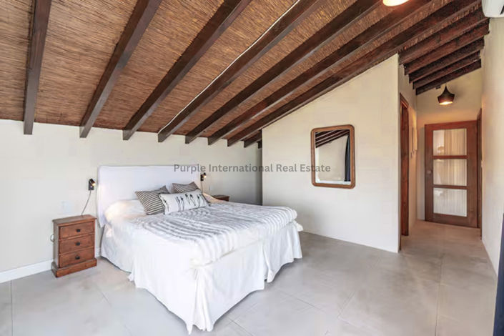 Image No.14-5 Bed Villa for sale