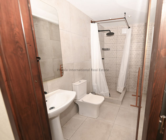 Image No.17-5 Bed Villa for sale