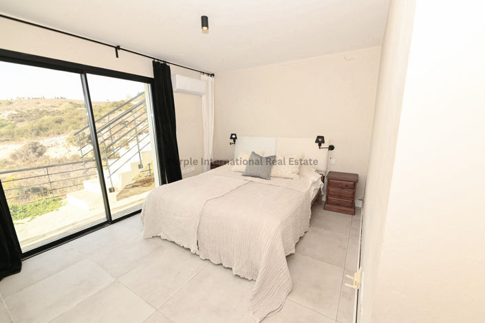 Image No.24-5 Bed Villa for sale