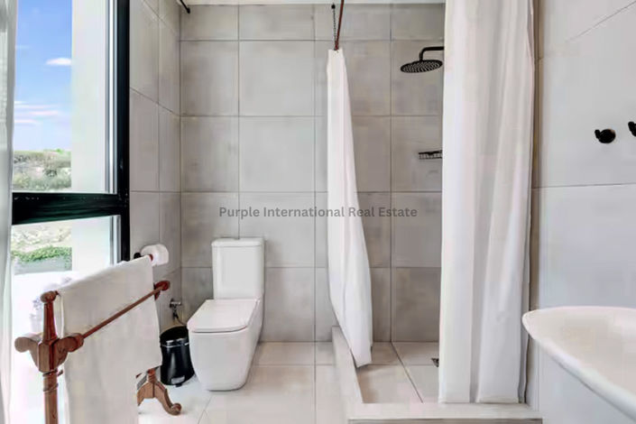 Image No.35-5 Bed Villa for sale