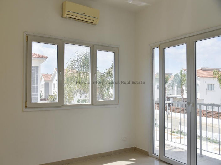 Image No.9-3 Bed Villa for sale