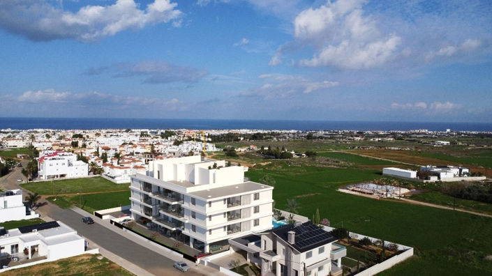 Image No.12-2 Bed Apartment for sale