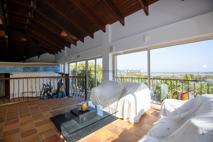 Image No.17-5 Bed Villa for sale