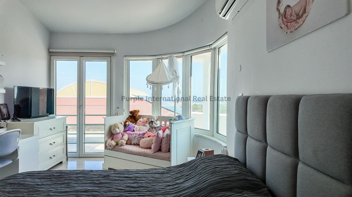 Image No.25-5 Bed Villa for sale