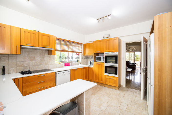 Image No.10-4 Bed Villa for sale