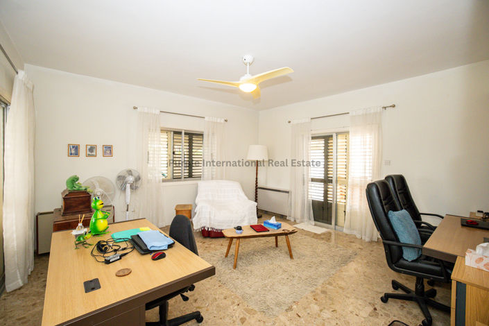 Image No.26-4 Bed Villa for sale