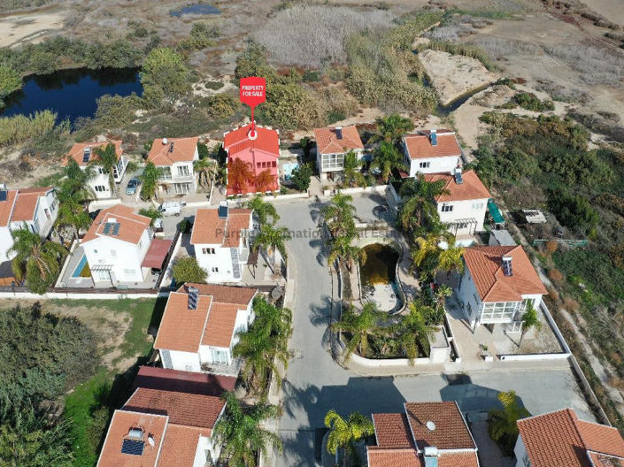 Image No.3-3 Bed Villa for sale