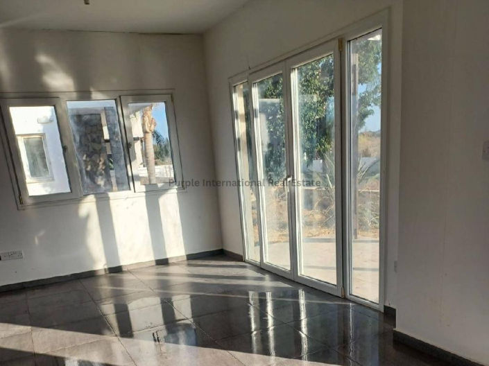 Image No.5-3 Bed Villa for sale