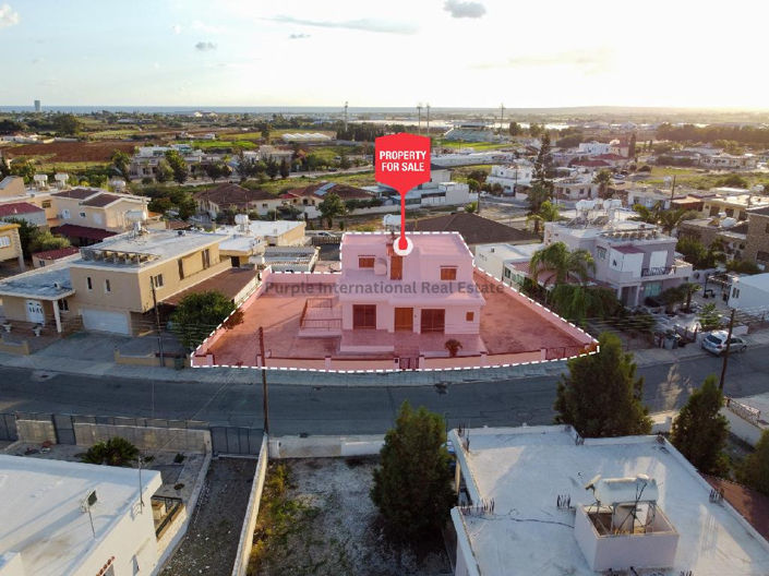 Image No.1-3 Bed House for sale