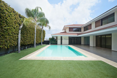 1 - Lakatamia, Villa