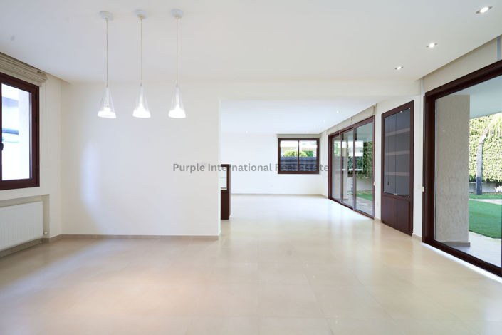 Image No.3-6 Bed Villa for sale