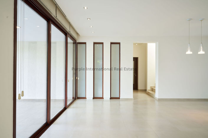 Image No.4-6 Bed Villa for sale