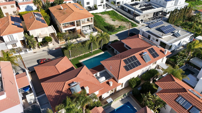 Image No.5-Villa de 6 chambres à vendre à Lakatamia