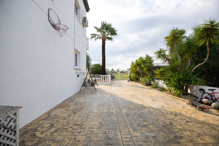 Image No.36-3 Bed House for sale